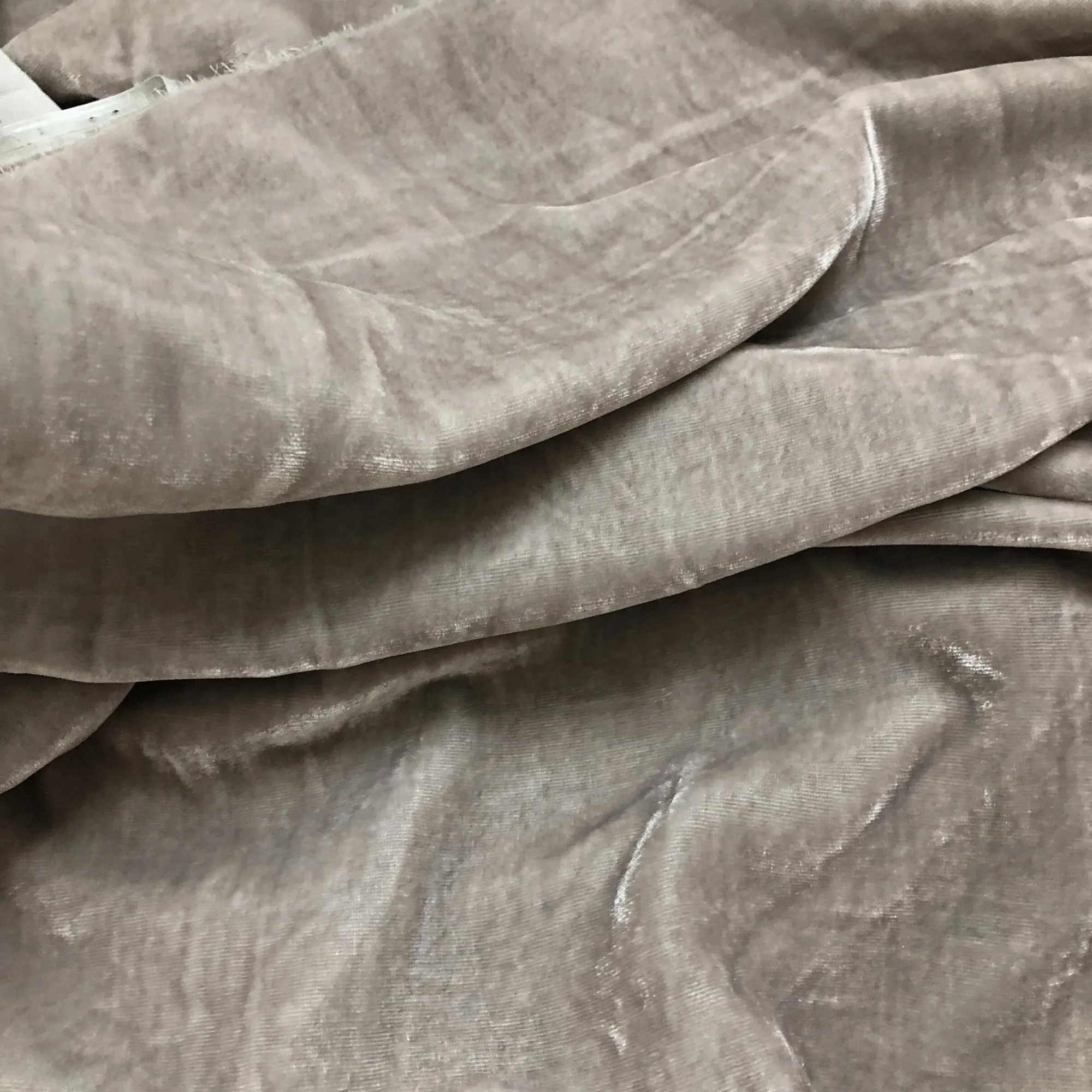 100% MULBERRY SILK VELVET fabric by the yard - Light gray silk velvet - Luxury Silk Velvet for Dress, Skirt, High End Garment - Silk apparel fabric