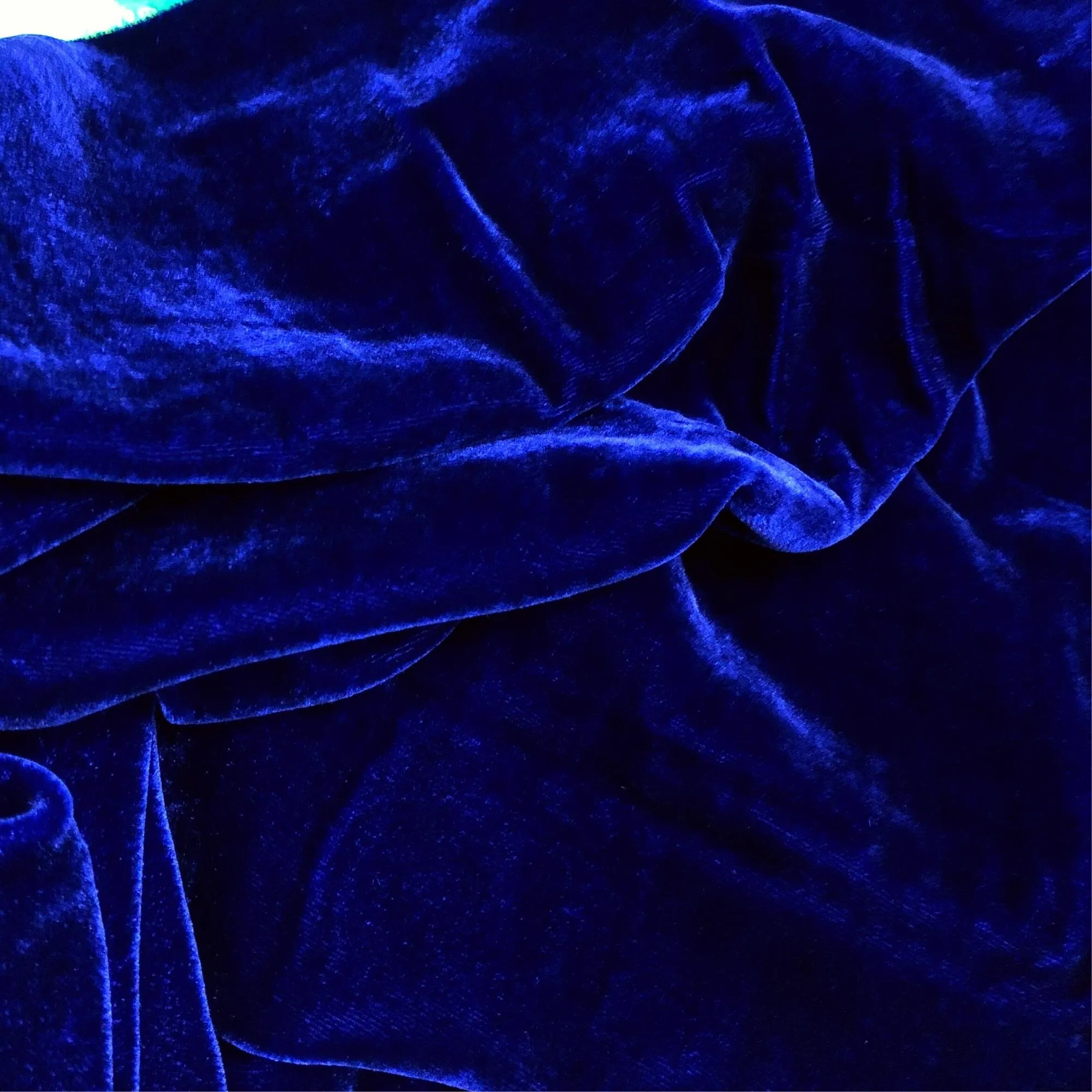 100% MULBERRY SILK VELVET fabric by the yard - Luxury Silk Velvet for Dress, Skirt, High End Garment - Silk apparel fabric - Maastricht blue silk velvet