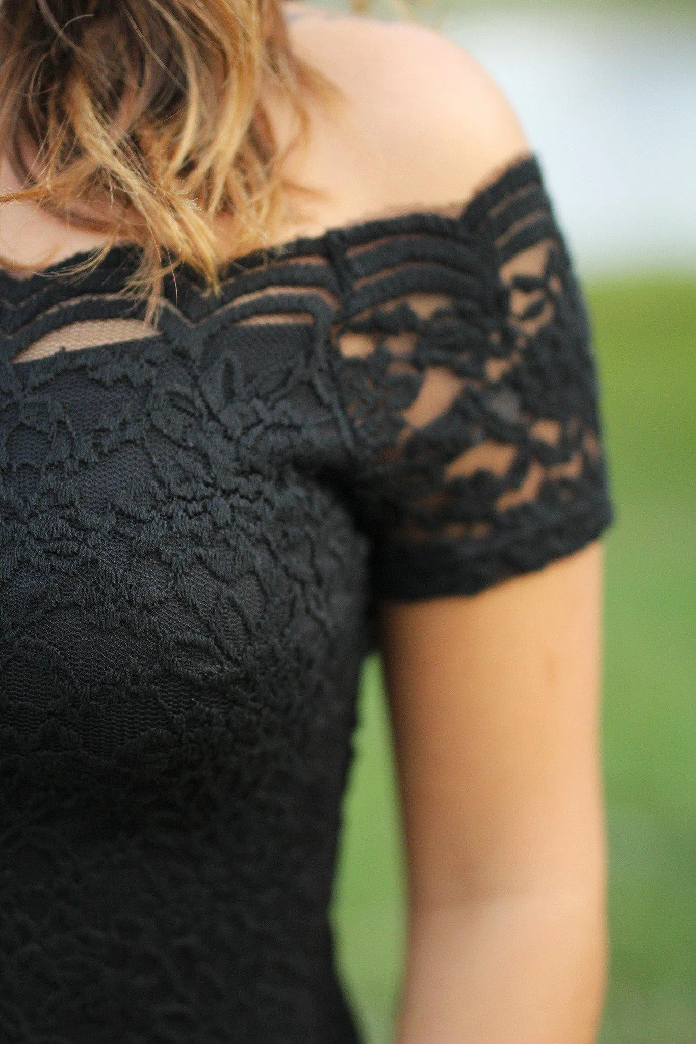 Black Lace Bodycon Dress