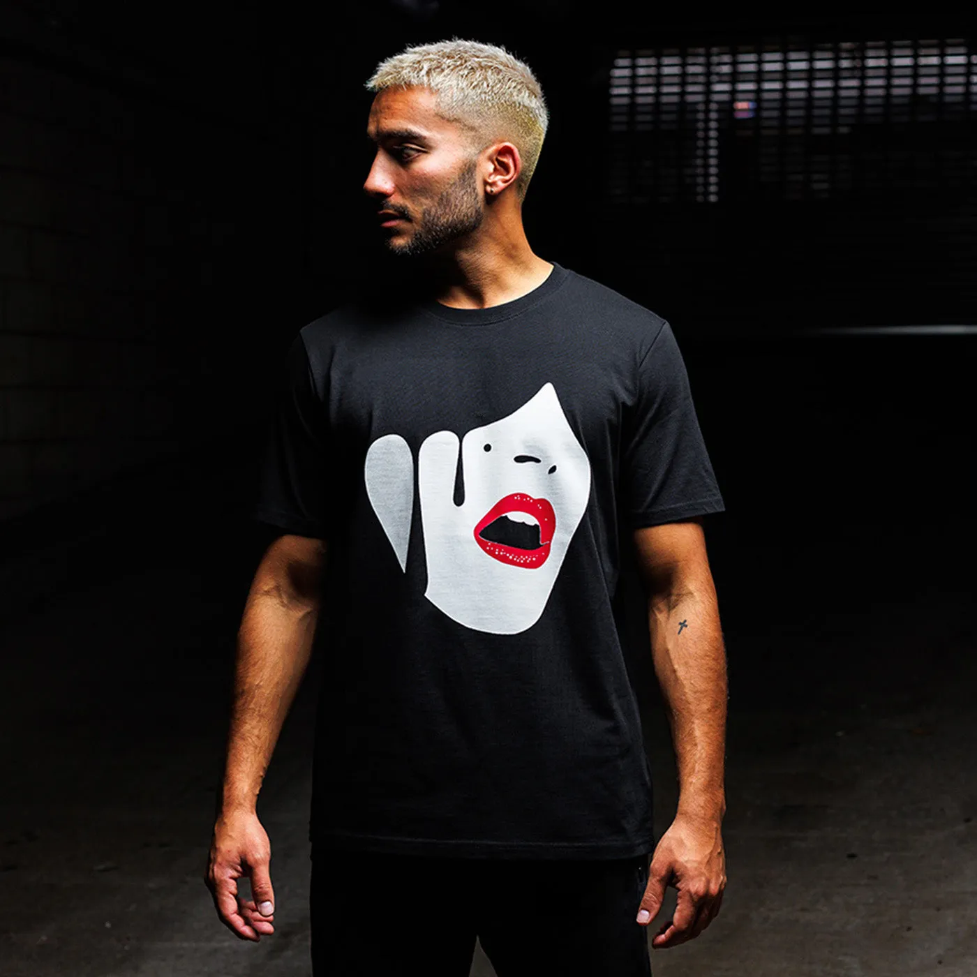 Droplet Face - Tshirt - Black