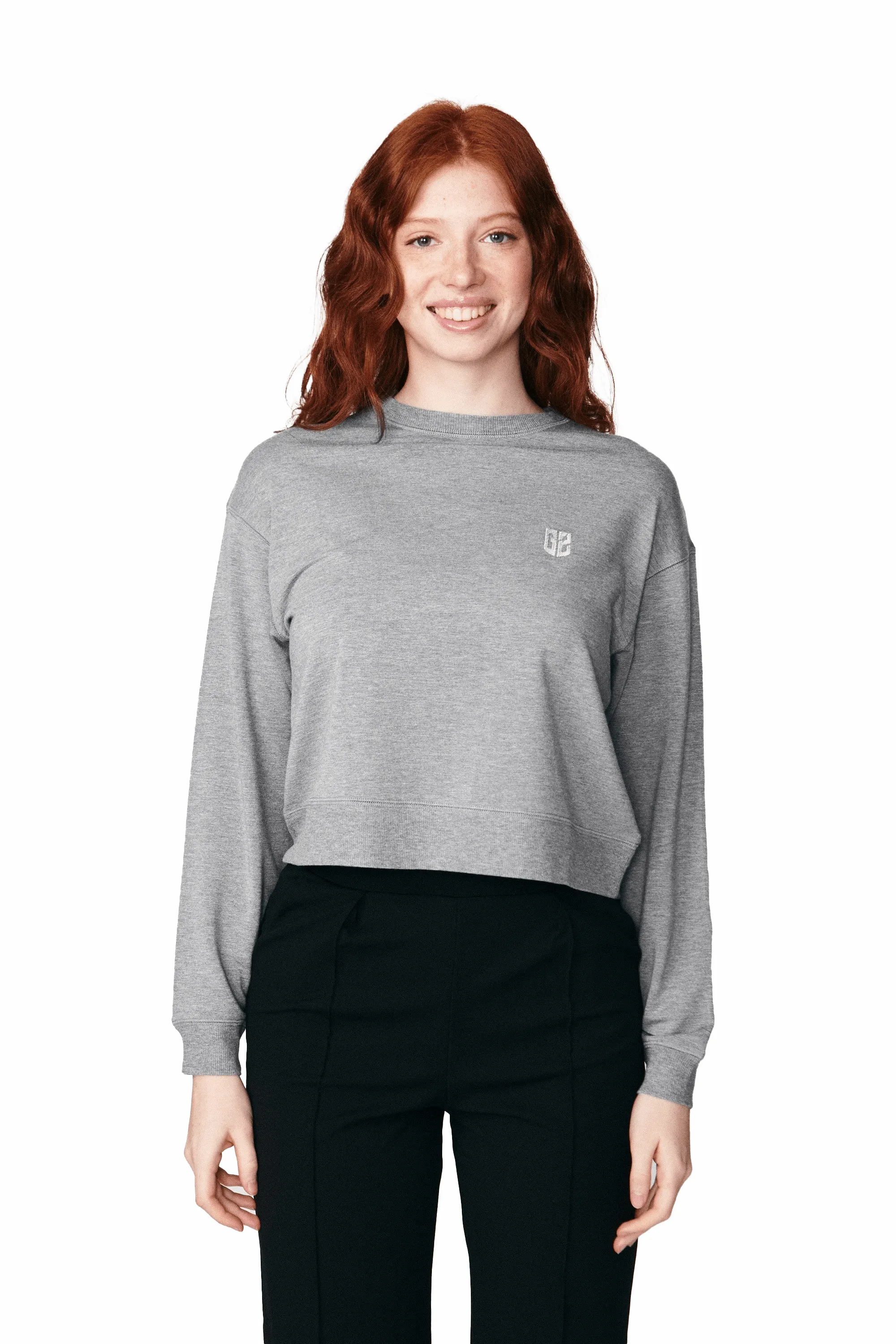 G2 ESSENTIALS - Cropped Crewneck - Glacier Gray