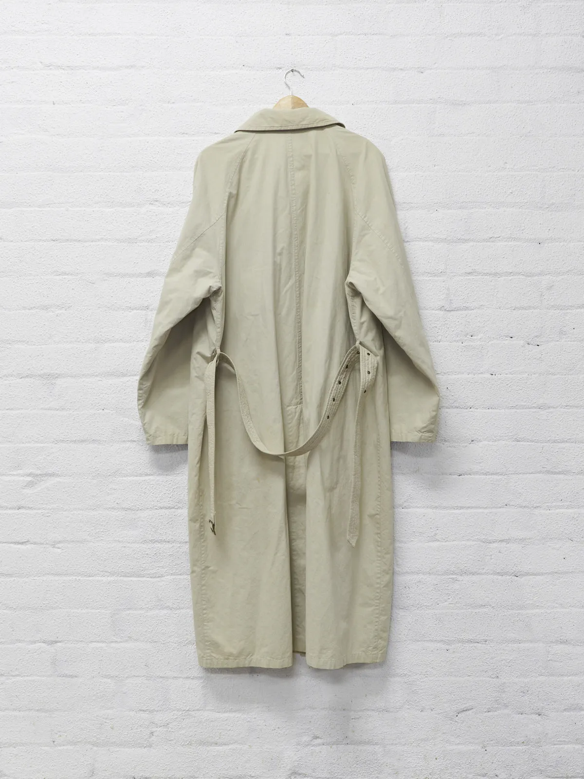 Giorgio Armani 1990s beige cotton covered placket mackintosh coat - mens 50