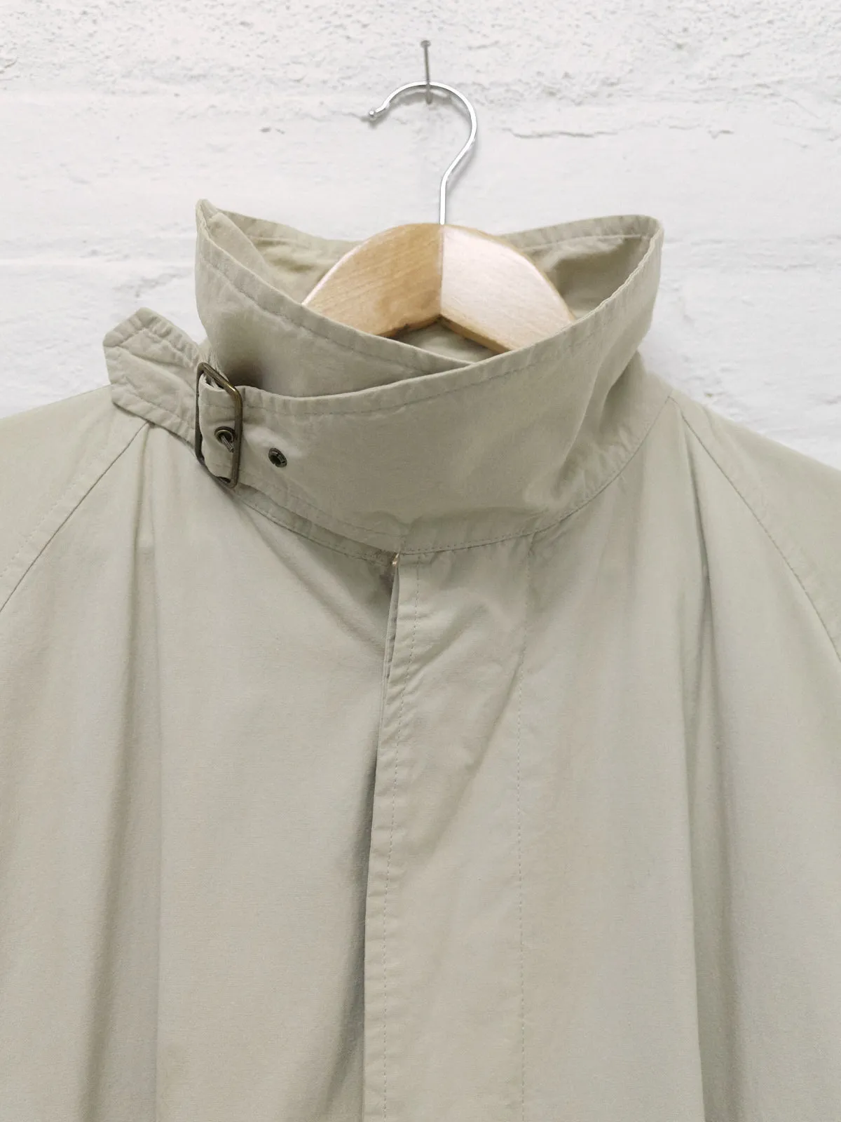 Giorgio Armani 1990s beige cotton covered placket mackintosh coat - mens 50