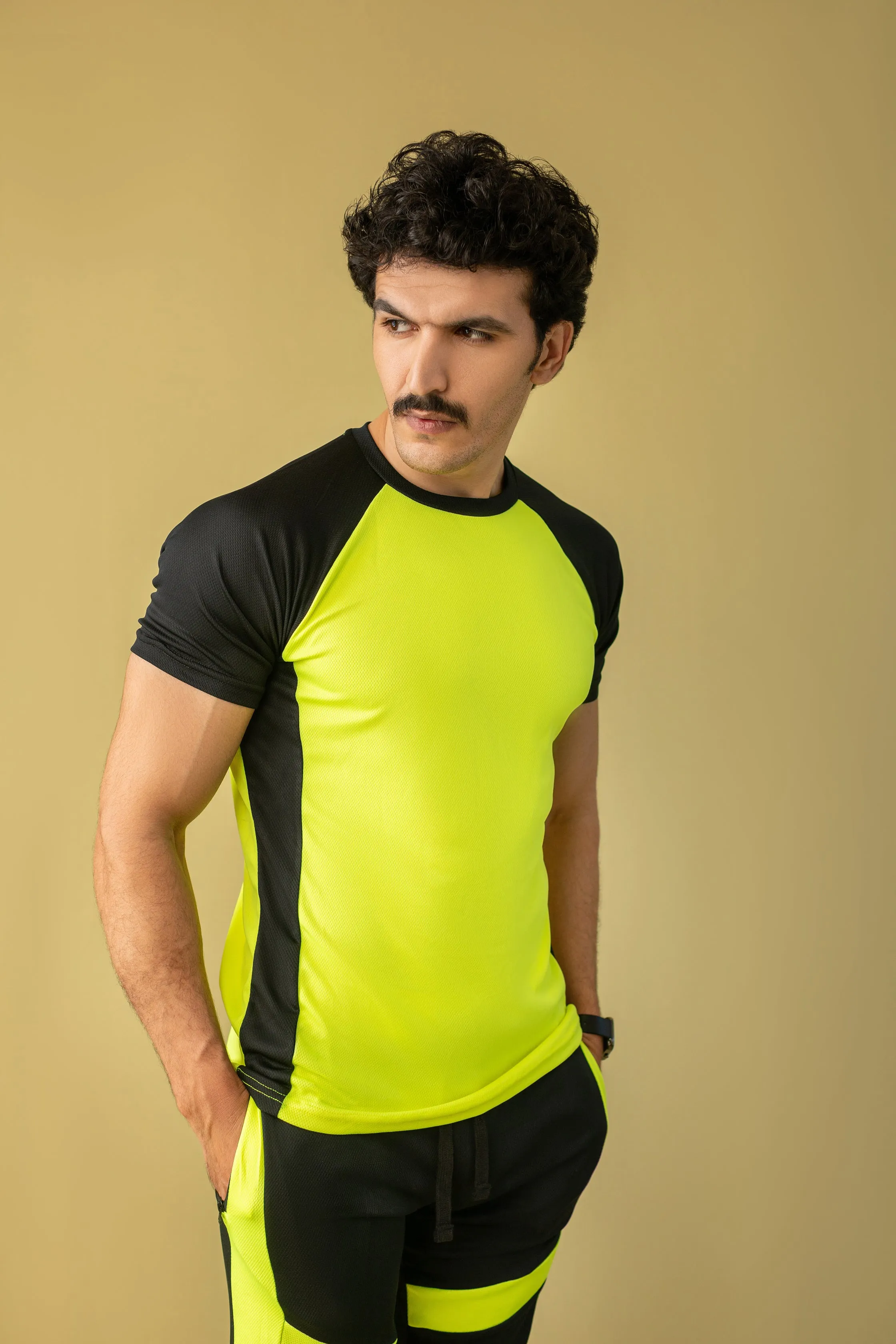 Ignite Your Performance Activewear Suit (Neon & Black)