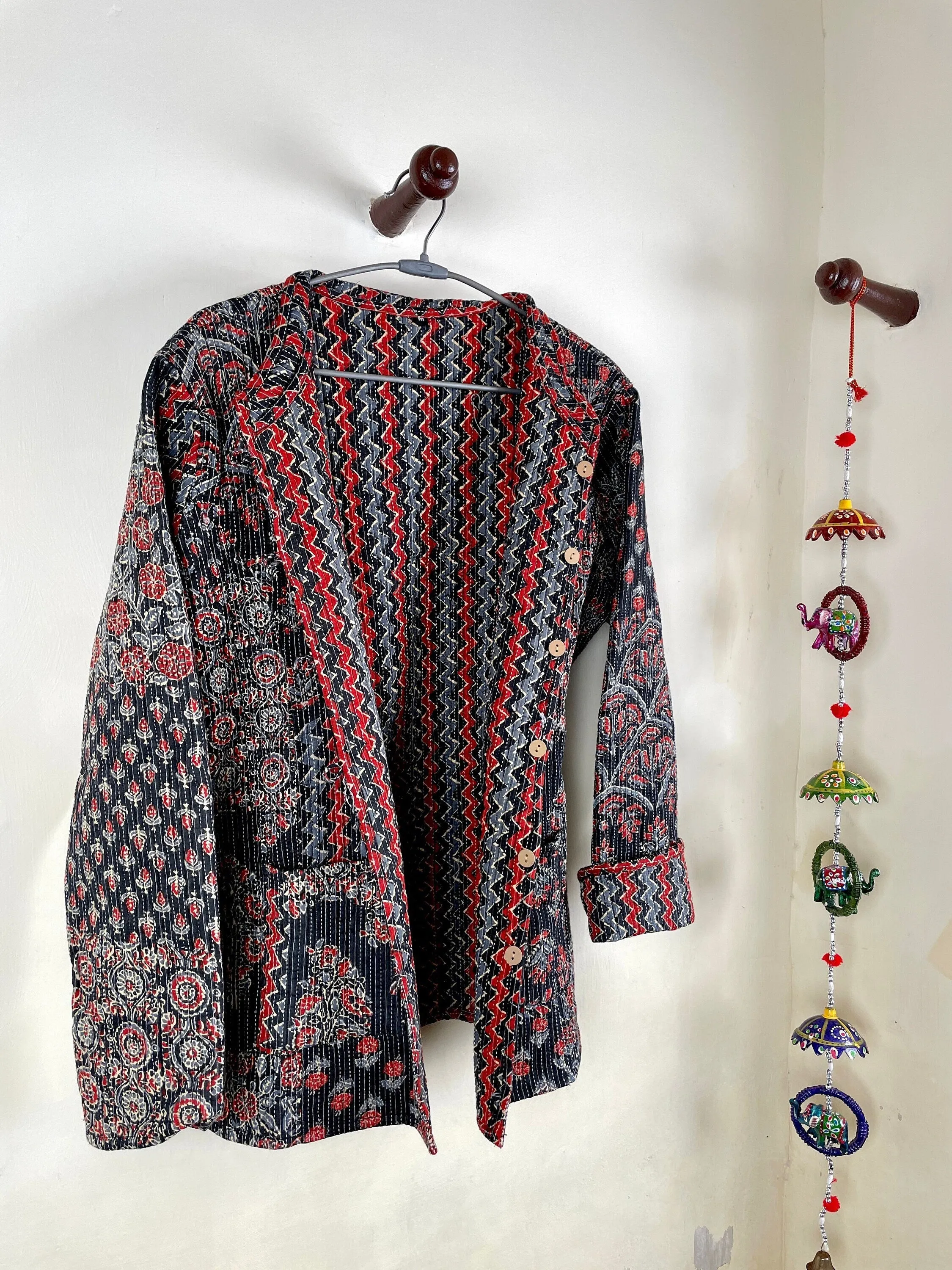 Indian Handmade Quilted Kantha Cotton Fabric Jacket Stylish Black & Red Floral Women's Coat, Reversible Waistcoat for Her