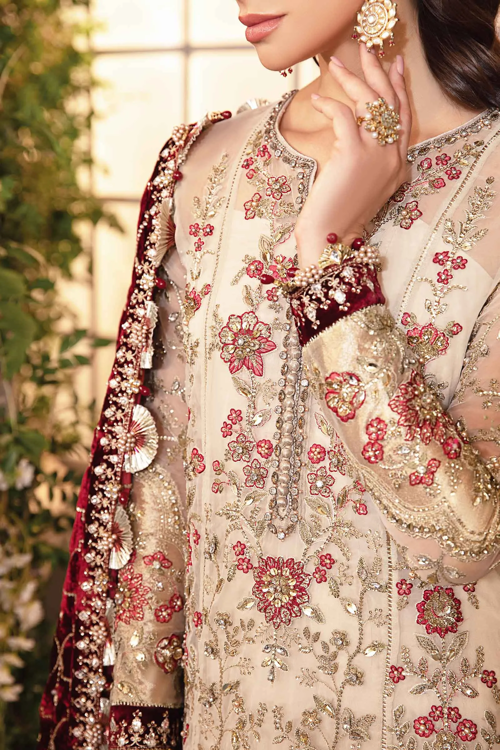 MARIA.B MBroidered Wedding Formals – Embroidered Organza Suit | BD-2905