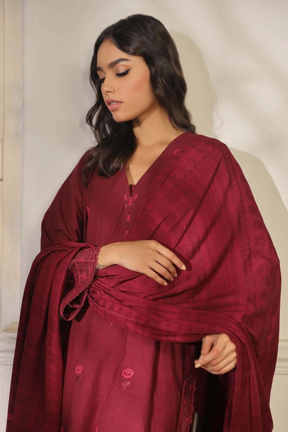 Sahar Embroidered Cross Hatch 3 Piece Collection – SD-V2-23-02