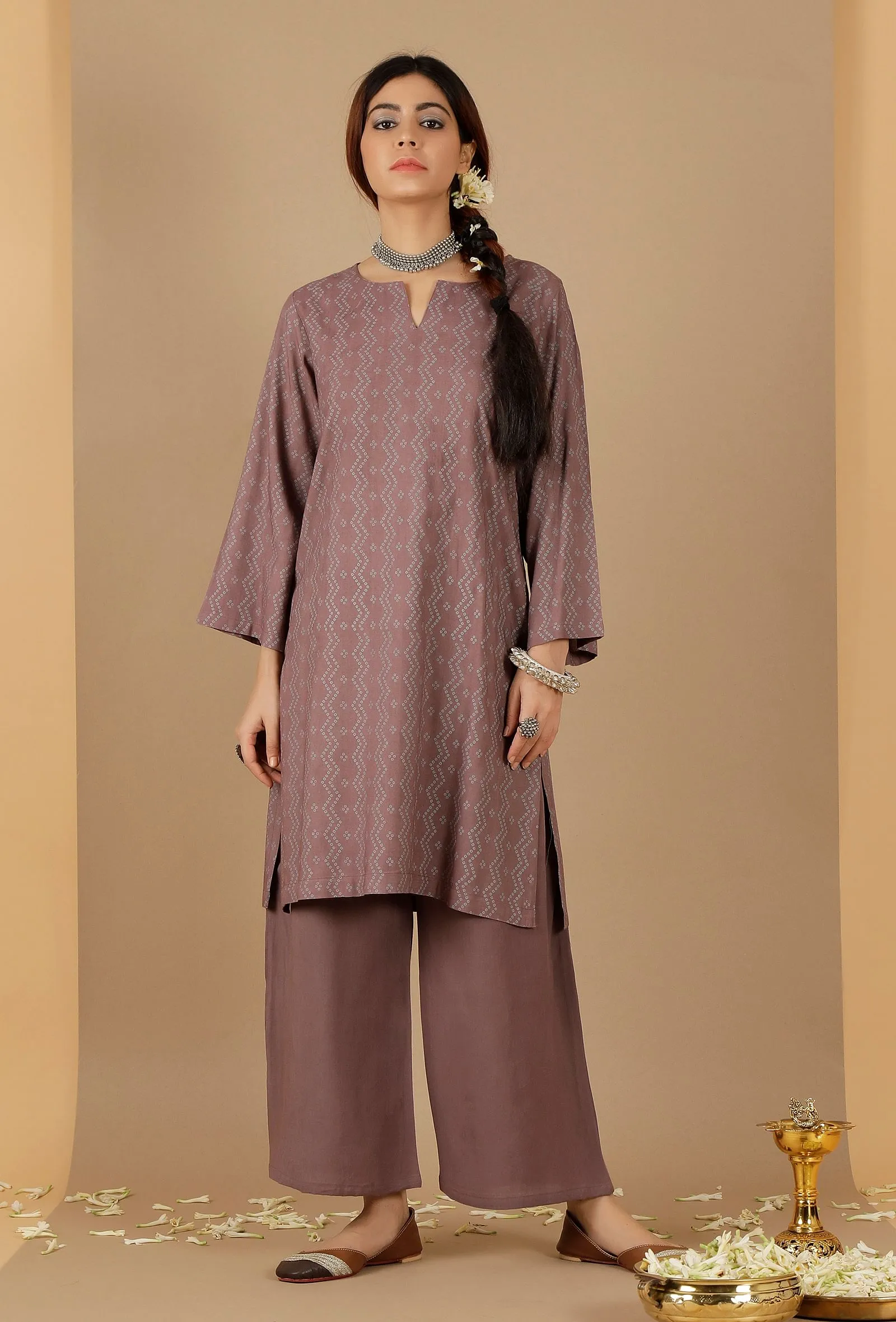 Set Of 2: Bandhani Flared Sleeves Kurta With loose straight Pants