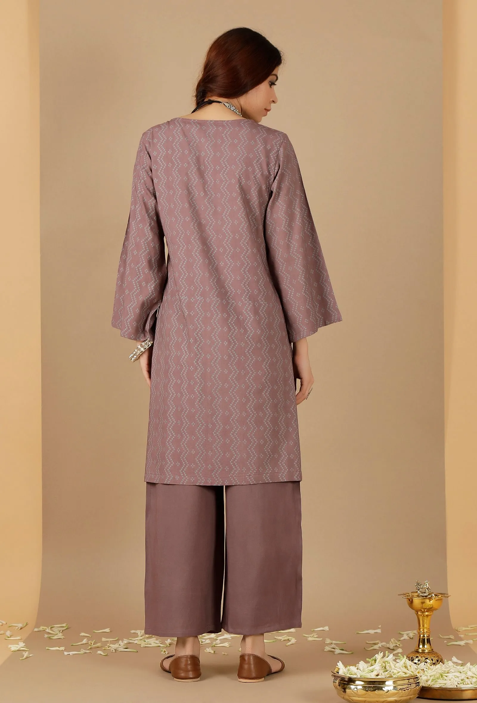 Set Of 2: Bandhani Flared Sleeves Kurta With loose straight Pants