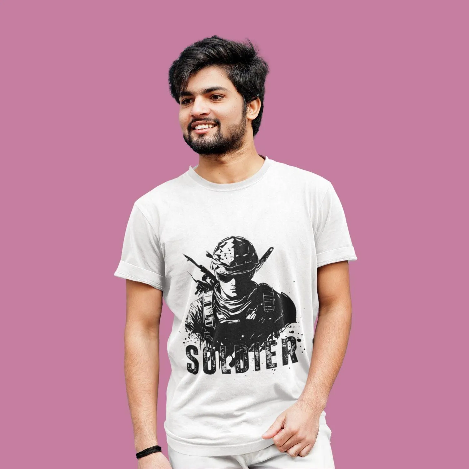 Soldier - Men's T-Shirt