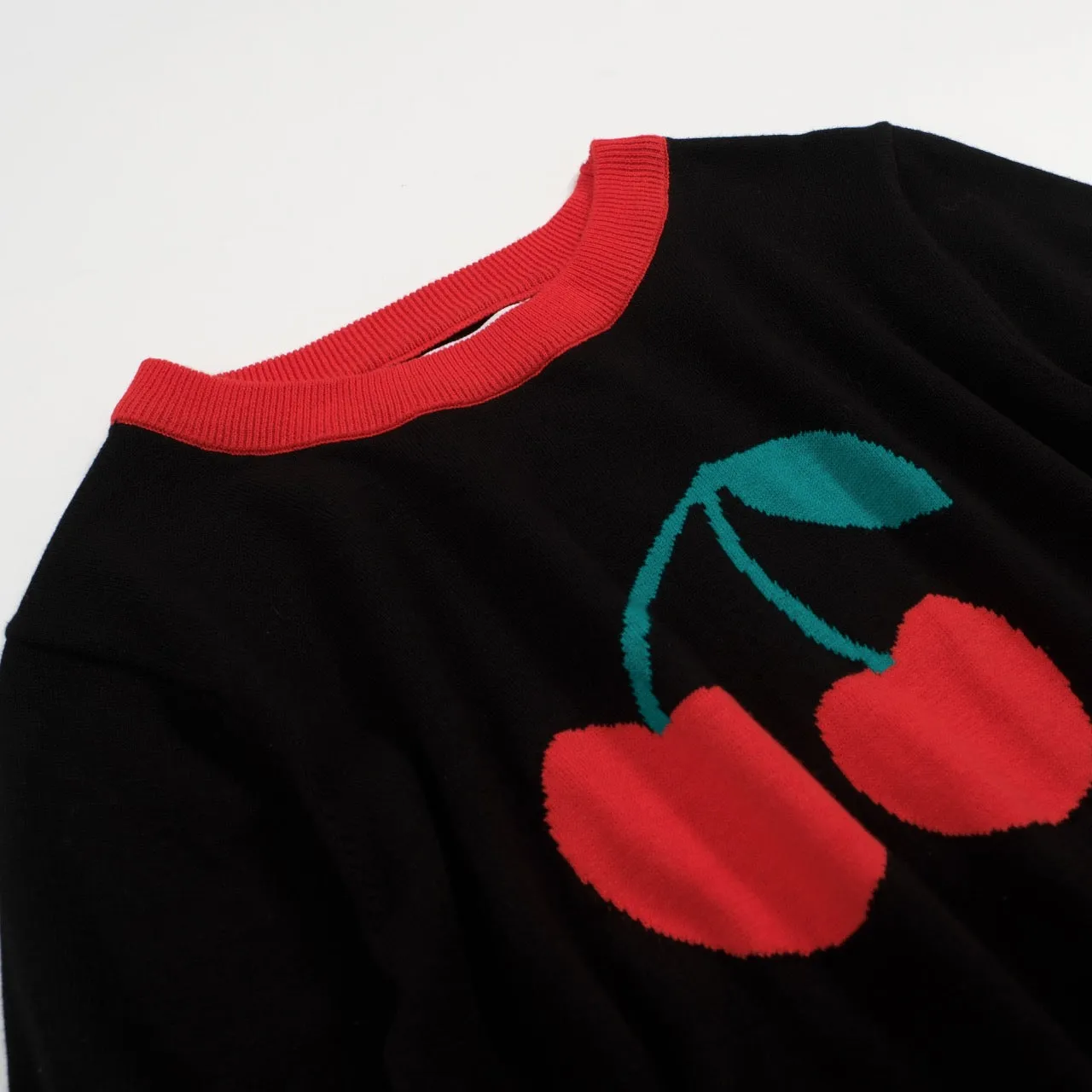 Women's vintage black cherry knit T-shirt